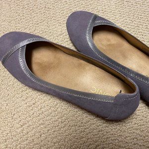 Vionic flats
